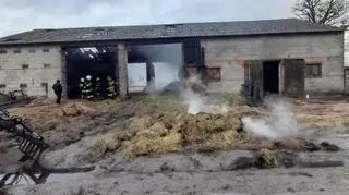 Pożar stodoły połączonej z oborą