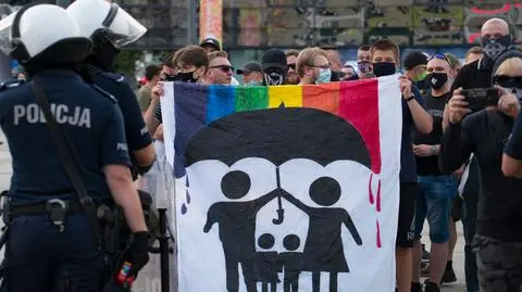 lgbt shutterstock_1797527245