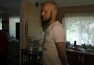 Prezes "Dumnych z Elbląga" mieszka w posiadłości za miliony od Czarnka. Nagrania z kontroli