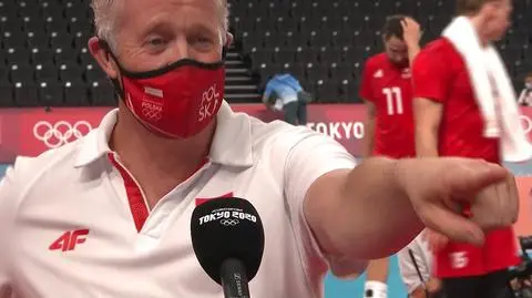 Pada pytanie, Heynen żartuje i proponuje reporterowi zamianę ról