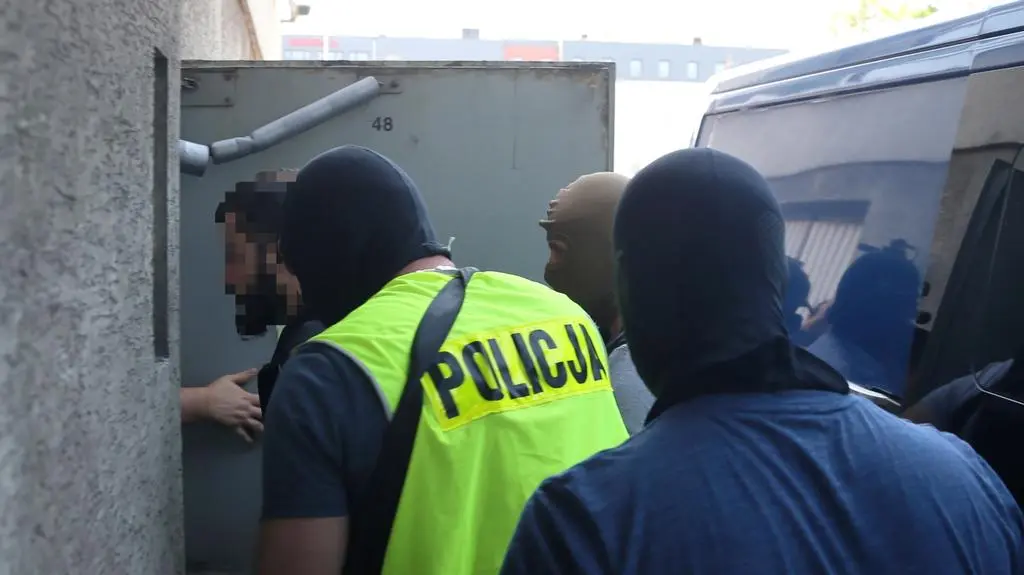 Były zawodnik MMA Mamed K. doprowadzony do prokuratury w Katowicach