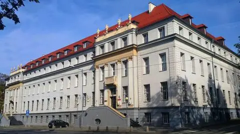 Sędziowie z zarzutami dyscyplinarnymi. "W dzisiejszych czasach naturalna konsekwencja pełnienia służby"