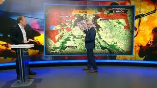 General Skrzypczak pokazywał na mapie aktualne ruchy wojsk na terenie Ukrainy 