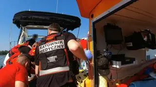 Akcja ratownicza na jeziorze w Mikołajkach