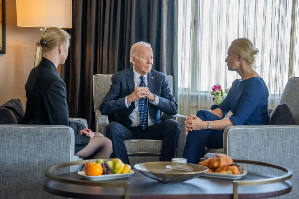Joe Biden spotkał się z żoną i córką Nawalnego