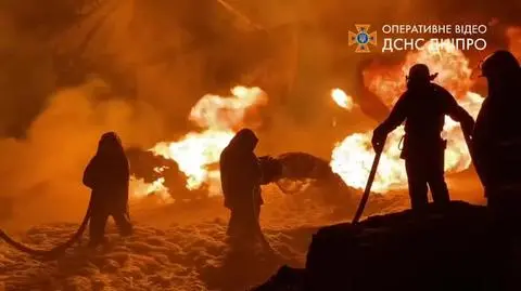 Rosjanie ostrzelali bazę paliwową i jedną z fabryk w obwodzie dniepropietrowskim