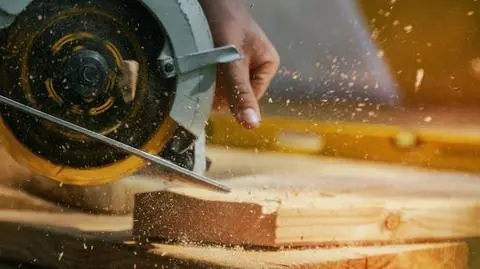 "Początek roku przyniósł dość słaby odczyt". Nowe dane z przemysłu