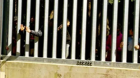 Grupa migrantów na granicy. "Od dwóch dni bez wody". Straż Graniczna: są poza jurysdykcją naszego kraju