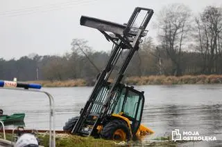 Nie żyje kierowca wózka widłowego, który zsunął się do rzeki Narew