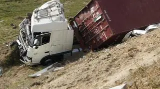 Kabina uległa dużemu uszkodzeniu 