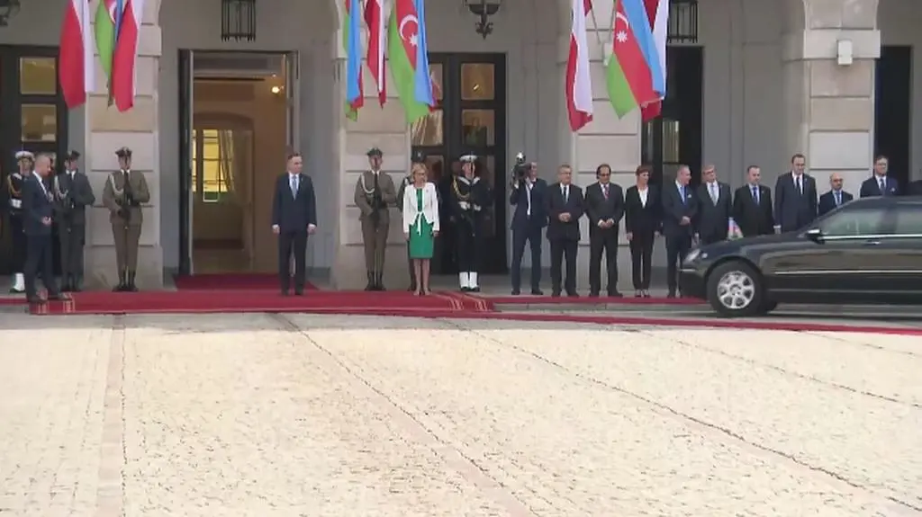 Ilham Alijew przybył do Polski na zaproszenie prezydenta Andrzeja Dudy