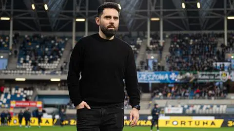 Rzucał się na ochroniarzy, zaatakował dyrektora. Oto nowy trener Legii