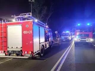 Działania służb trawłay do około godziny 7