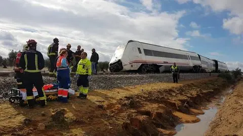 W Alaharze (Hiszpania) wykoleił się pociąg pasażerski