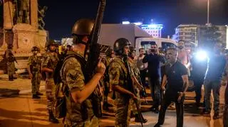 "NATO to nie UE. Tu nikomu nie przeszkadzało, że w Turcji odbywał się jeden pucz za drugim"