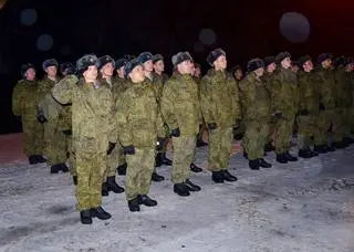 Rosyjscy spadochroniarze w Brześciu 