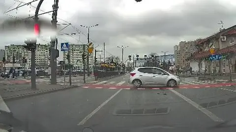 Kierowca jechał drogą rowerową. Może mu grozić pięć tysięcy złotych mandatu