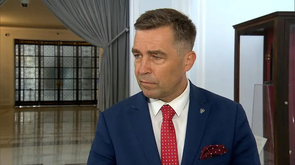 Wierzę że to przez niedopatrzenie. Gryglas o Dworczyku