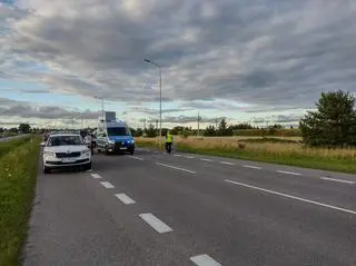 Motocykl uderzył w słup