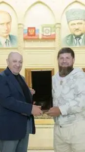 Jewgienij Prigożyn i Ramzan Kadyrow w prezydenckiej rezydencji w Groznym. Zdjęcie archiwalne 