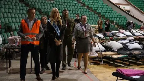 Miss World Karolina Bielawska wspiera uchodźców. "Najważniejsze jest pomaganie innym"