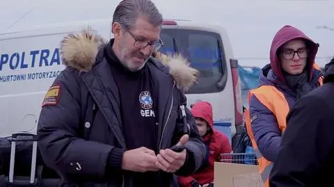 Podnosi Buczę z ruin. "Ludzie błagali nas o okna"