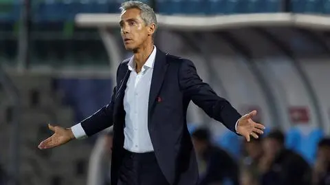 Paulo Sousa zakażony koronawirusem. "Objawy poważne, blisko 40 stopni gorączki"