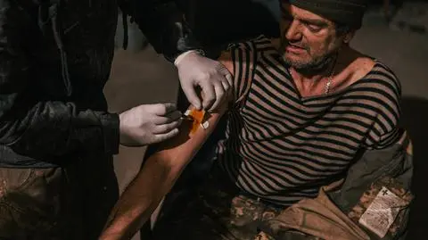 "Zełenski uznał, że lepiej mieć żywych bohaterów niż martwych"