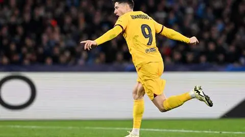 Napoli - Barcelona w 1/8 finału Ligi Mistrzów [RELACJA]