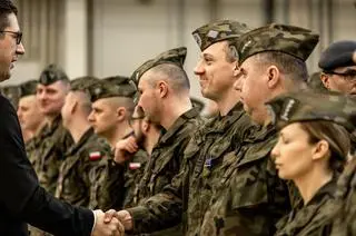 Polscy lotnicy odznaczeni za monitorowanie nieba nad Bałtykiem