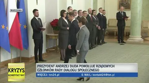 Prezydent Duda wręcza nominacje do Rady Dialogu Społecznego