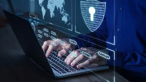 haker cyberatak shutterstock_1834912495