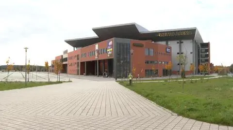 "Niesienie pomocy jest wpisane w nasz zawód". Ratownicy z basenów przenoszą się do szpitali