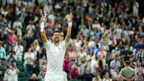 Tajemnica butelki Djokovicia. Jest teoria, co było w środku