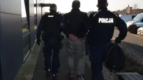 Uderzył sprzedawczynię w księgarni i rozciął jej brew. Usłyszał łącznie 13 zarzutów. Gdańsk