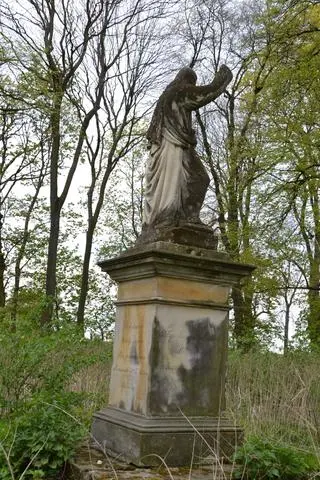 Autorem figury jest Konstanty Hegel 