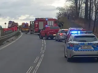Trzy osoby nie żyją, a dwie zostały ranne w wypadku pod Dzierżoniowem