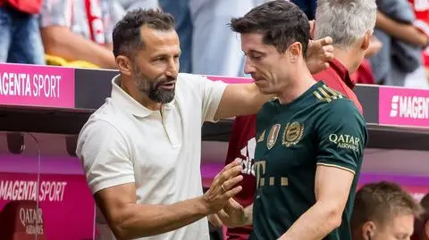 "Kto kłamie?". Lewandowski i dyrektor Bayernu dali Niemcom do myślenia