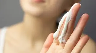 Używacie kremu z filtrem przeciwsłonecznym? Prawdopodobnie robicie to źle