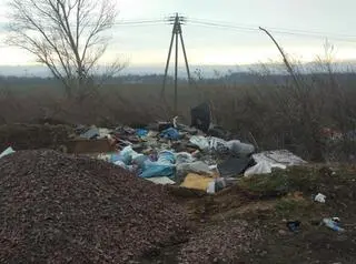 W dużej mierze są to odpady budowlane