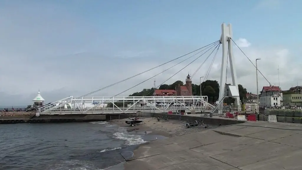 Ustecka kładka jest zamknięta do odwołania
