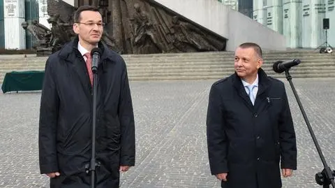 "Wojna gangów", "polityka hakowa", "najbardziej podły sposób wywierania wpływu"
