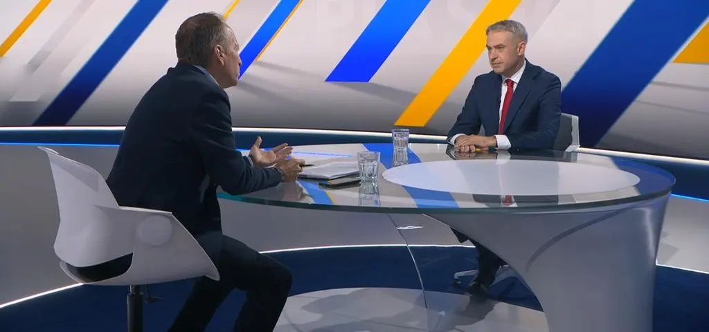 Minister o cyberatakach: Nie zawaham się na chwilę, jeśli na tym ringu trzeba by uderzać. Rękawice na pięści mamy założone 