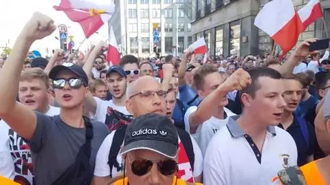 Warsaw city hall disbanded nationalists march
