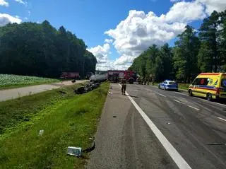 W wypadku brały udział trzy samochody osobowe oraz cysterna