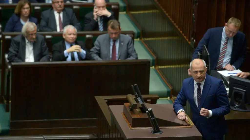 Neumann: Polacy będą się wstydzić jesteście tchórzami