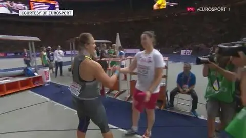 Paulina Guba wins gold in shot put