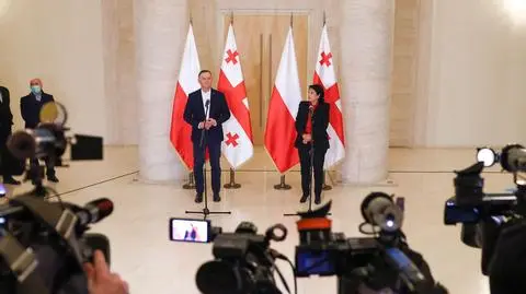 Po drodze do Pekinu prezydent odwiedził Tbilisi. Mówił o zaniepokojeniu Ukrainą