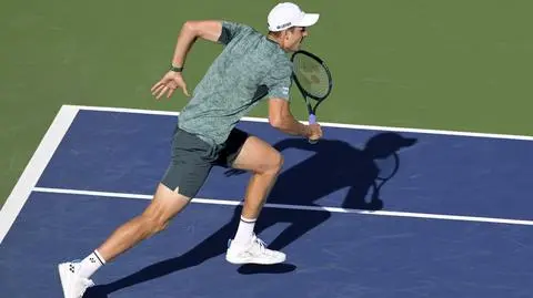 Dramatyczne chwile podczas meczu Hurkacza. Zasłabł chłopiec do podawania piłek