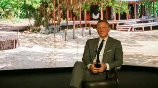 Daniel Craig